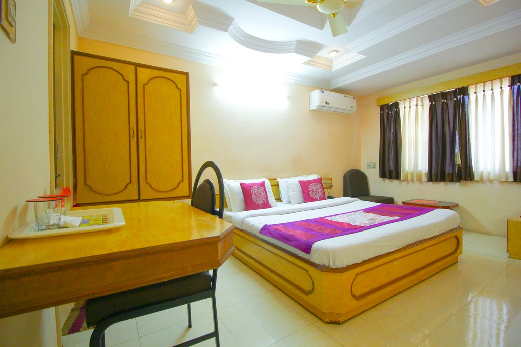 Hotel Nova Upasana, Rajkot (5)